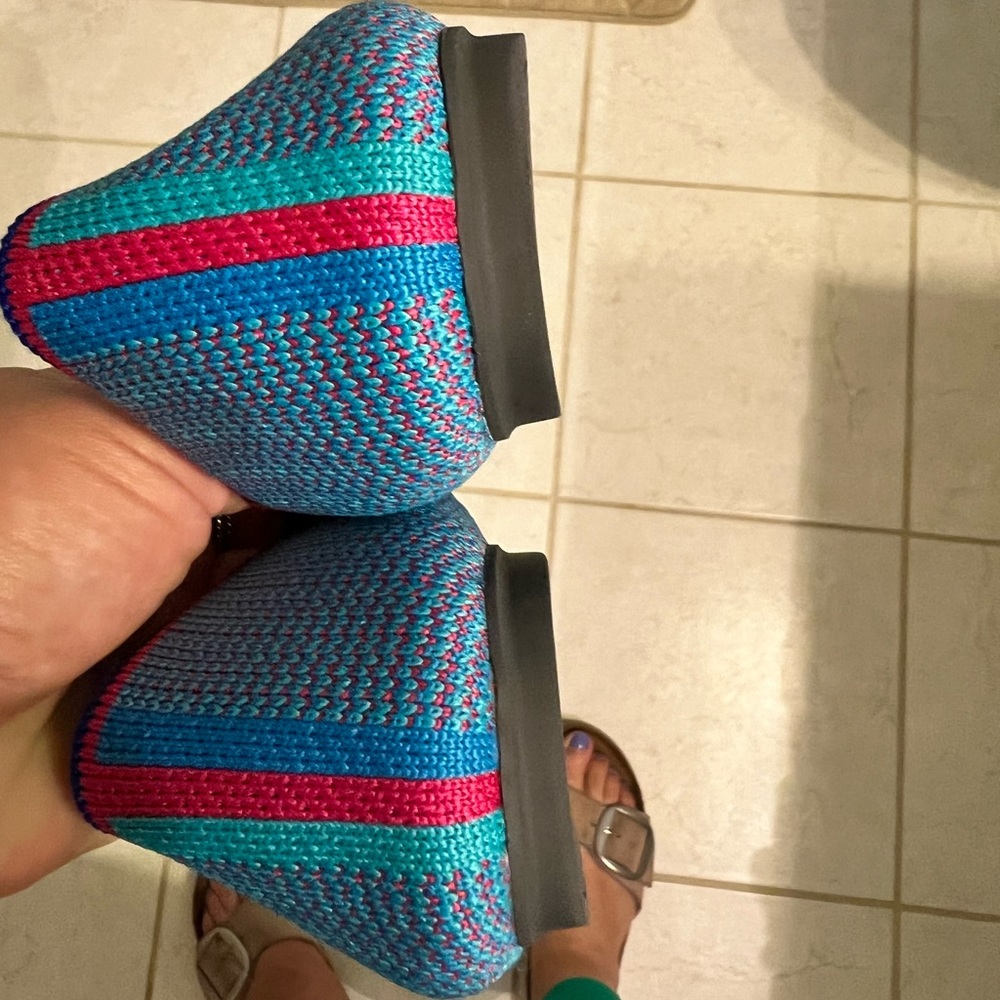Rothy’s loafer. Blue Bell triple stitch. Size 9.5. Excellent condition. - Picture 3 of 5
